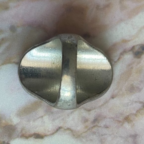 Zig Zag Ring - Picture 2 of 4